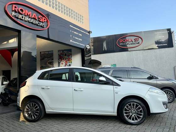FIAT BRAVO 1.8 ESSENCE 16V FLEX 4P AUTOMATIZADO